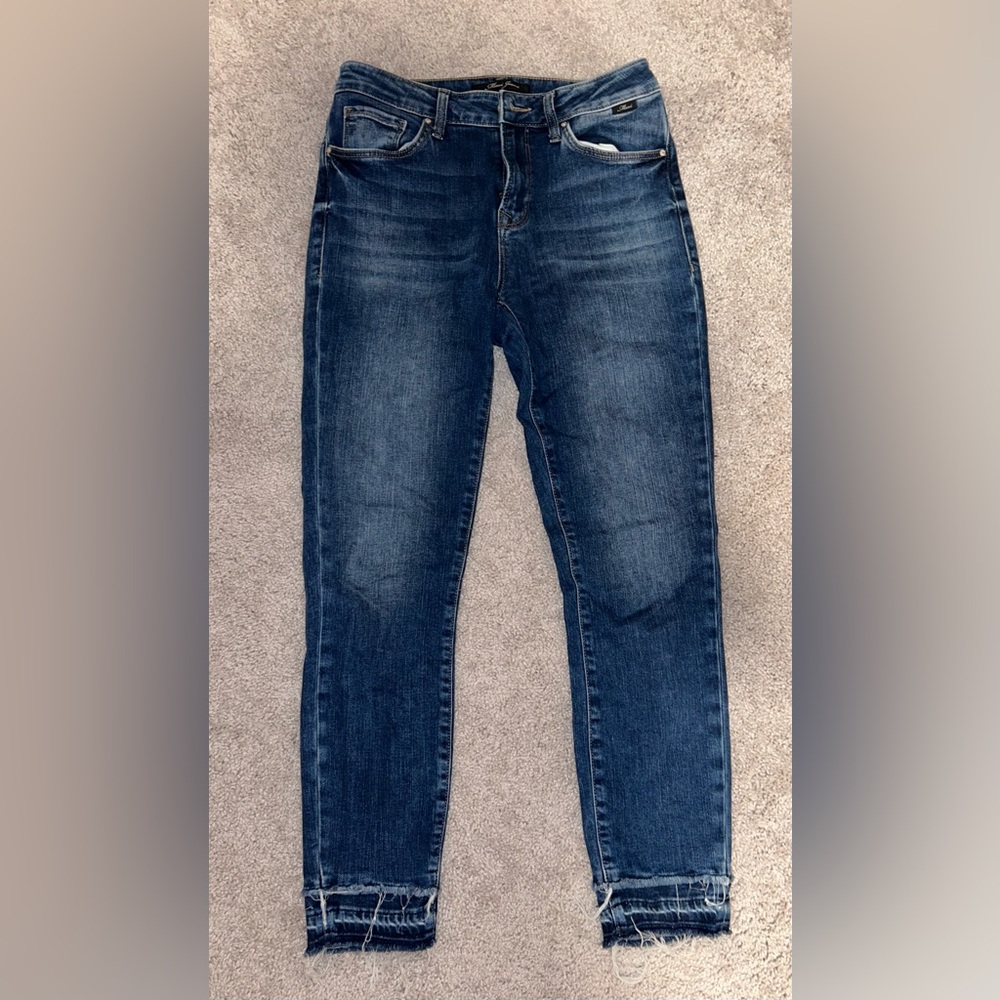 Mavi Blue Classic Denim Jeans with Golden-Tan Stitching